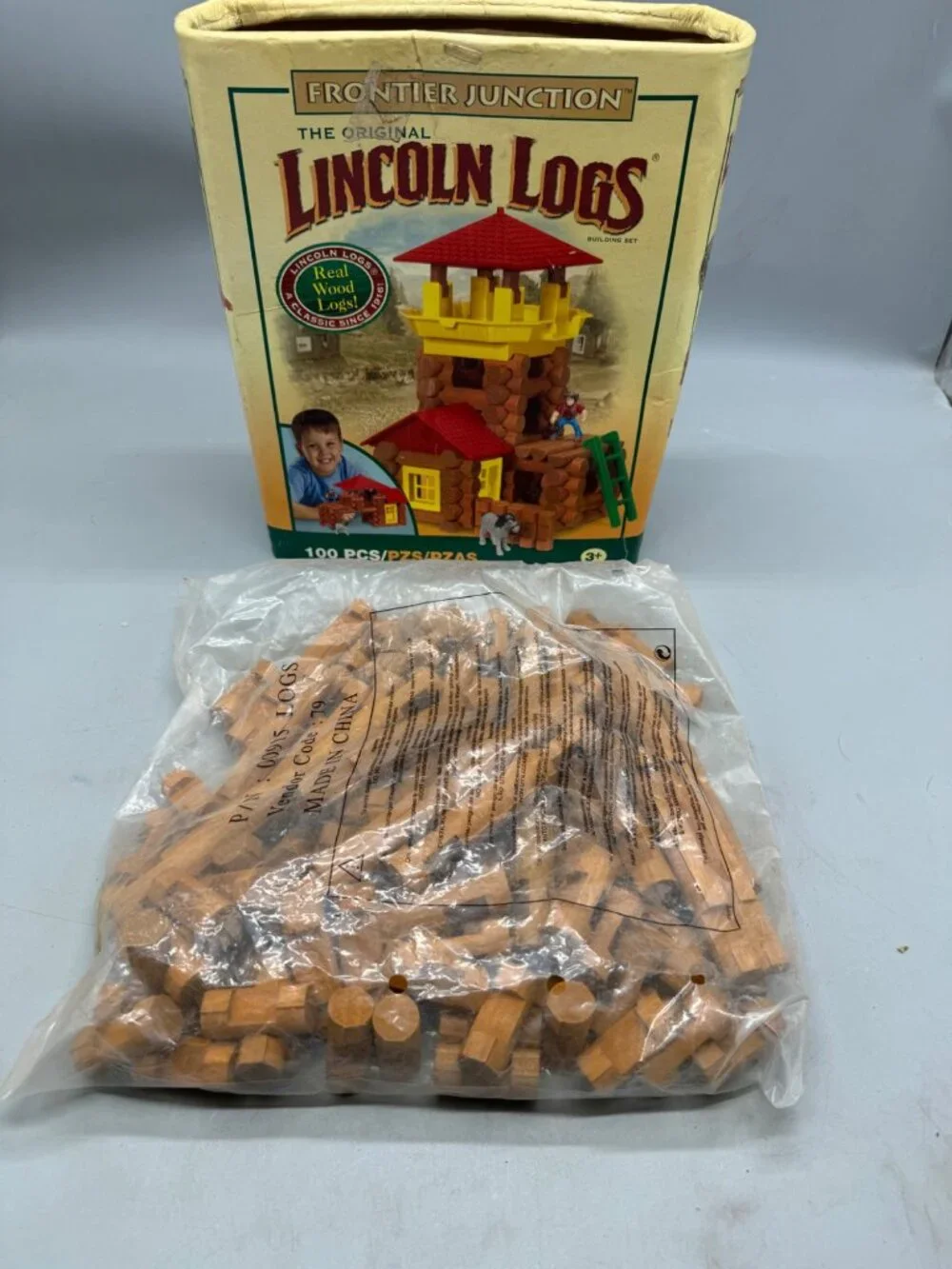 Lincoln Logs Frontier Junction Building Set Missing Pieces READ